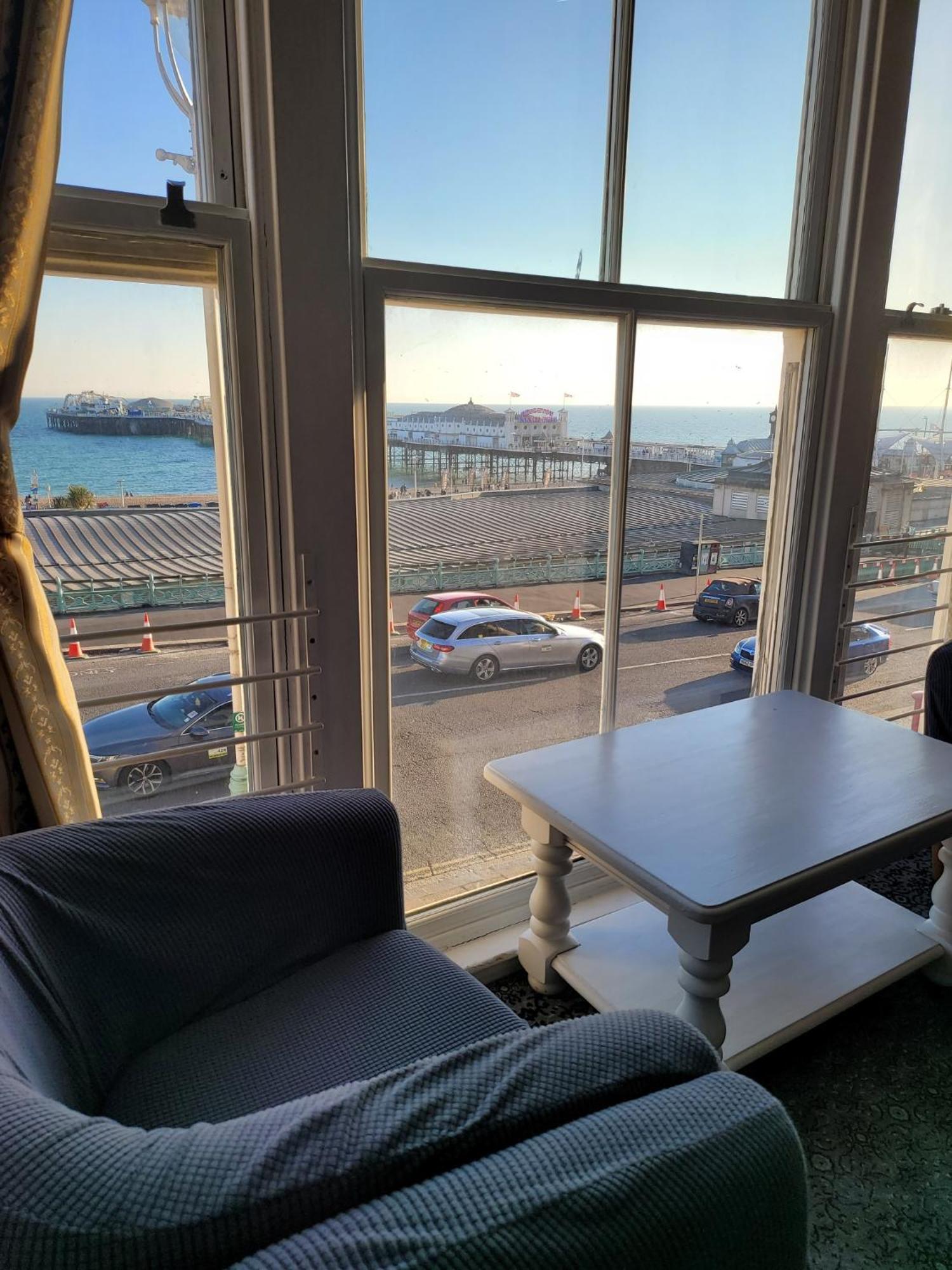 Atlantic Seafront Hotel Brighton ภายนอก รูปภาพ