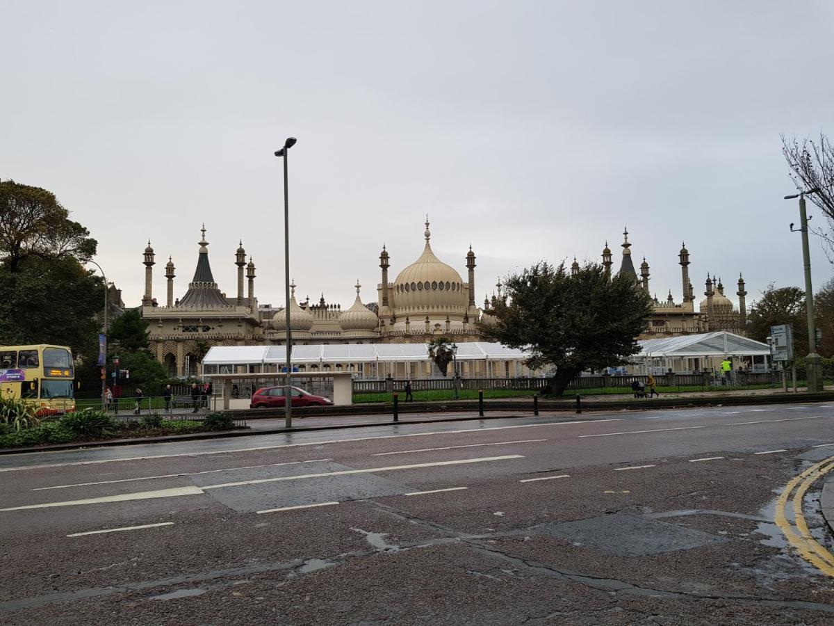 Atlantic Seafront Hotel Brighton ภายนอก รูปภาพ